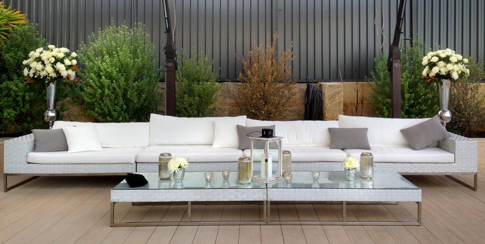 White Wicker 2 Seat Couch Outdoor Furniture Hire | Perth Party Hire